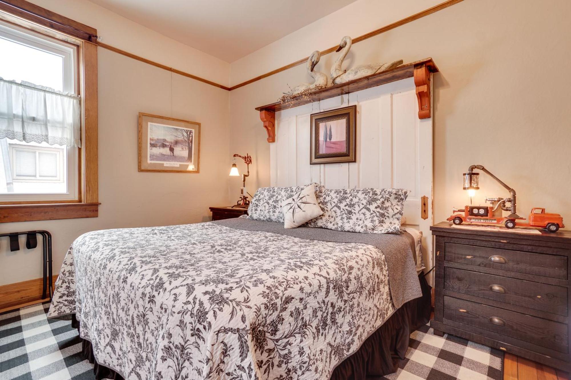 Vintage Downtown Laramie Apartment With Deck! Екстериор снимка